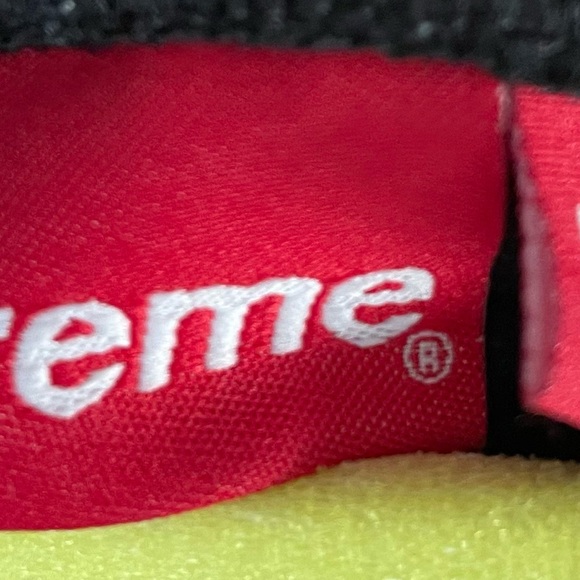 Supreme Black Hoodie - Picture 3 of 5